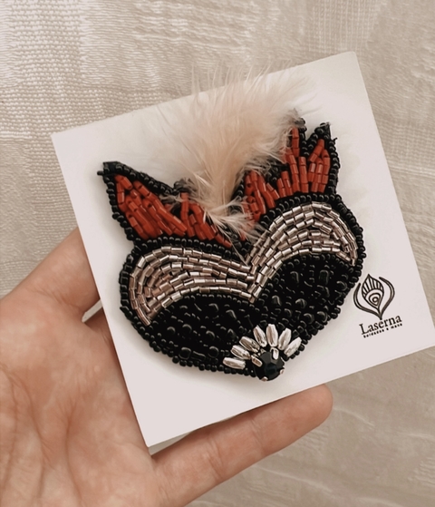 Broche Corazón Plumitas Rosas