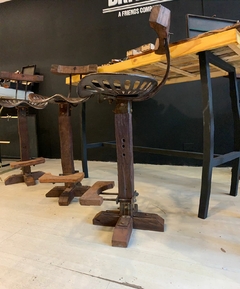 Banqueta rustica con asiento de tractor. - comprar online