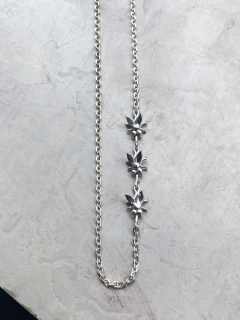 COLLAR TRI MOSCAS - comprar online