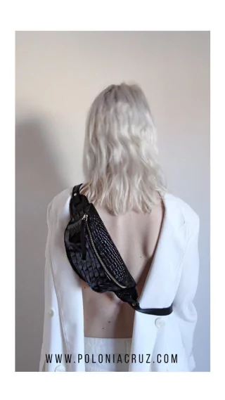 Luna Black - Polonia Cruz