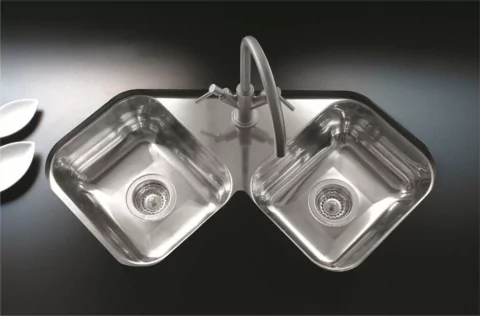 X 28 - Pileta Johnson Acero