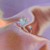 Anillo flor y punto de luz - comprar online