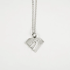 Collar: Bon Jovi Slippery en internet