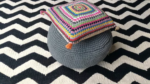 Tapete Sala e Quarto Chevron Preto