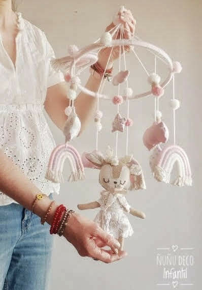 Móvil BAMBI ISA + soporte