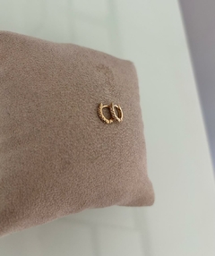 Brinco Argola Gravejada P (Cód. 10011) - comprar online