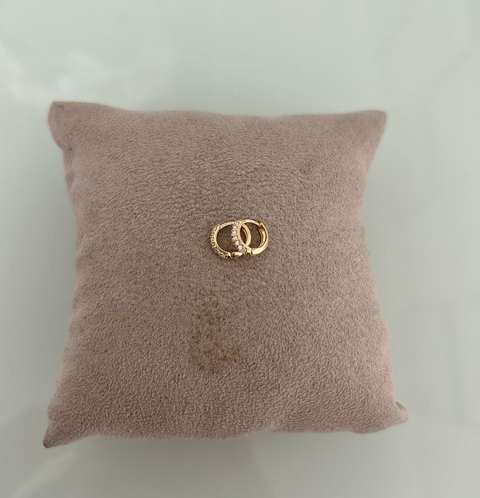 Brinco Argola Cravejado 1,0cm (Cód. 10073)