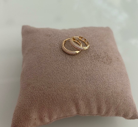 Brinco Argola Cravejado Corações (Cód. 7060)