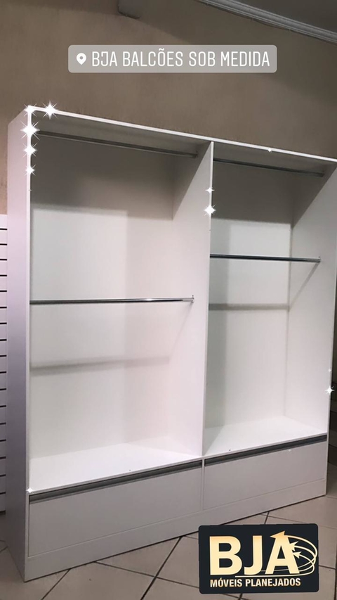 Armário com 4 araras e 2 gavetas MDF branco cód. sin