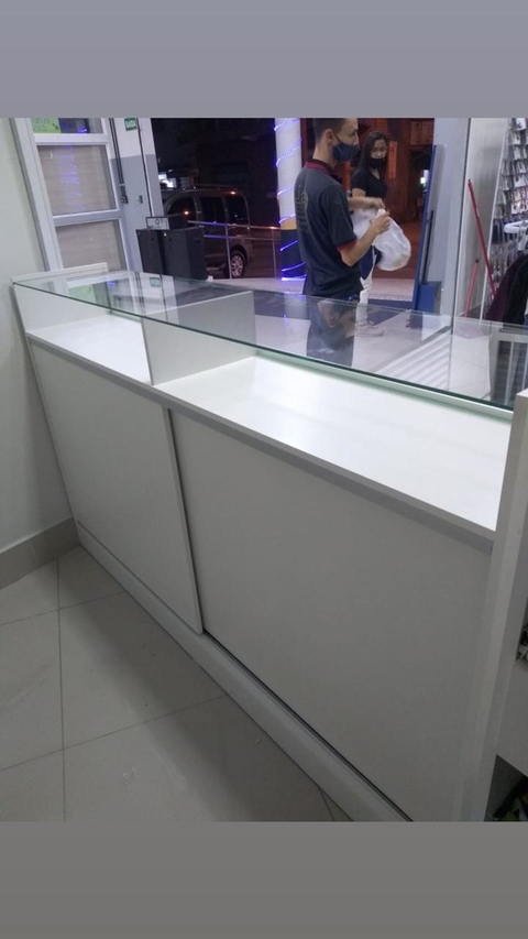 Balcão vitrine com porta de correr MDF branco cód,slym