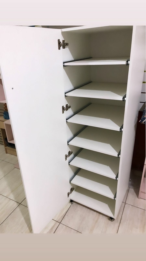 Armario sapateira MDF branco com porta cód.corre8