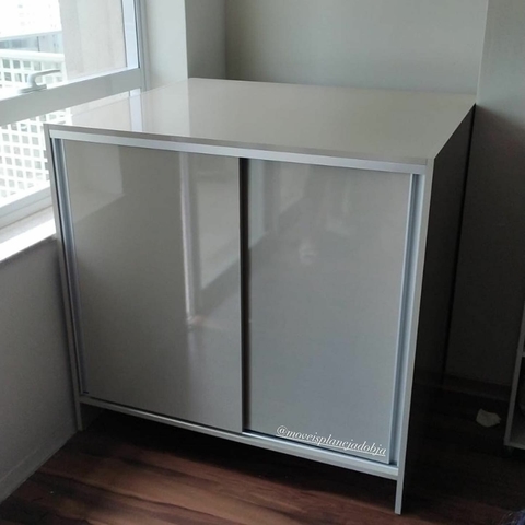 Armario multi uso MDF cinza brilhante com porta de correr cód.bal5277