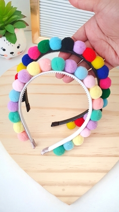 Tiara de pompom - comprar online