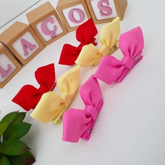 Par de laço tulipa (7cm) na internet