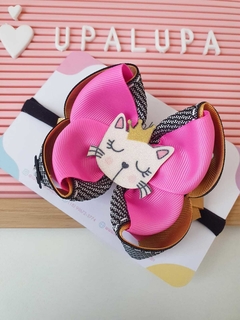 laço pink e preto
