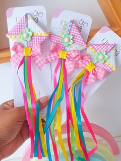 Presilha de balão com chuva de fita - Laços Upalupa