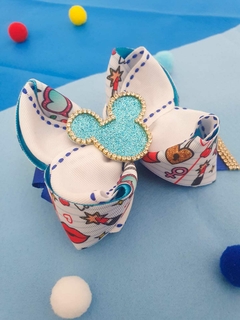 Laço escolar azul e branco minnie na internet