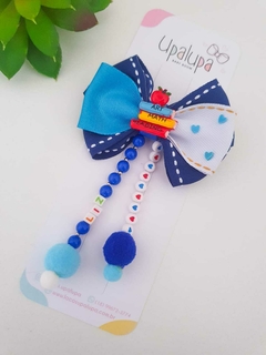 Laço escolar com nome (8cm)