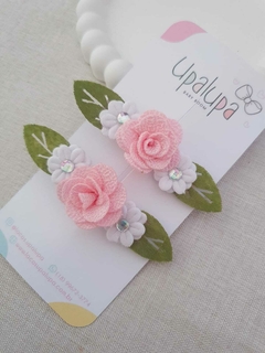 Par de laço florido labelle - Laços Upalupa