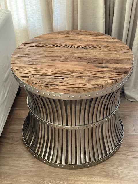 Mesa Tokkio - Finisterre Home