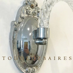 Aplique de pared de 1 luz con base de bronce cromada y brazo de vidrio - TodoLuzBaires