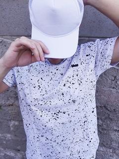 COMBO Camiseta Branca + Boné + Ecobag + Oculos na internet