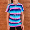 Camiseta Branca Listras Rosa Turquesa