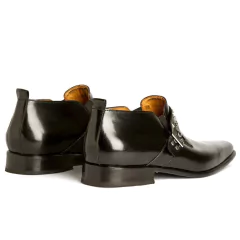 BOTINETA HEBILLAS CON TACHAS CUERO ANILINA - comprar online