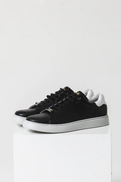 ZAPATILLA CUERO NEGRO FONDO GOMA