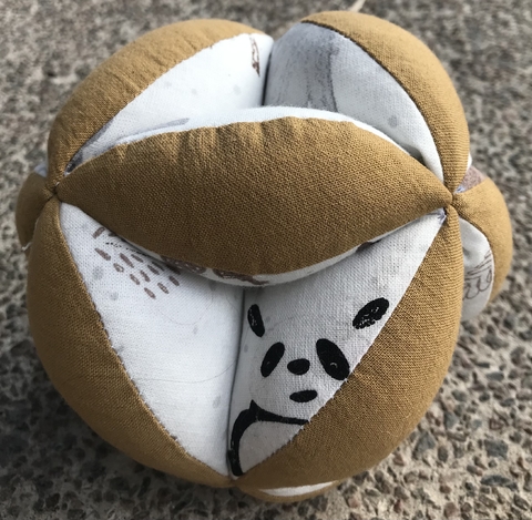 Pelota Montessori