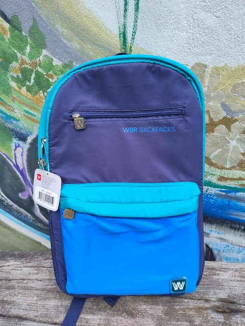 mochila azul