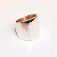 Anillo Bánes