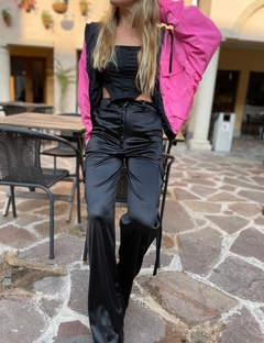 PANTALON CARGO SATEN WIRANDA en internet