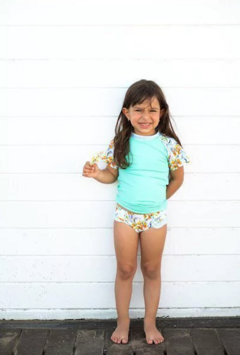 Conjunto Remera UV manga corta & sunga ♥ Olivas - comprar online