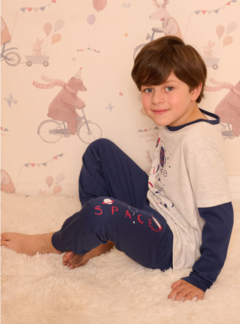 Pijama Space ♥ Gris en internet