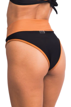 Vedetina Julia ♥ Black Cognac en internet