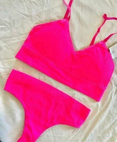 Conjunto KHIA - comprar online