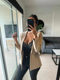 Blazer Tuza en internet