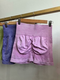 Short Victoria en internet