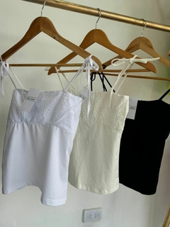 Musculosa Analia