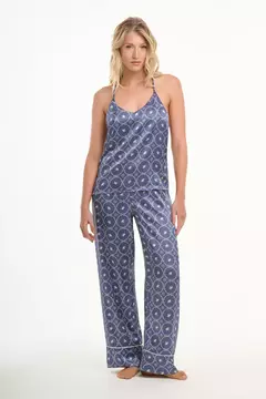 Pijama remera y pantalon recto- Queen-Woman by Promesse (WO15281I25) - comprar online