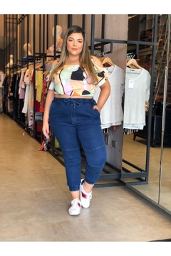 BLUSA ESTAMPA GEOMÉTRICA CIGANINHA PLUS SIZE