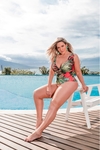 MAIÔ ESTAMPA FOLHAGEM COM TRANSPASSE PLUS SIZE