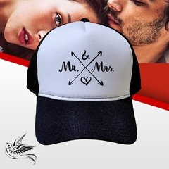 BONÉ MR & MRS CASAL FELIZ SNAPBACK TRUCKER - loja online