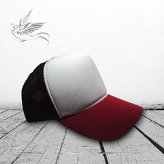 BONÉ TRUCKER TRICOLOR SNAPBACK