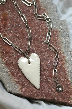 Collar Corazón cerámica plateado