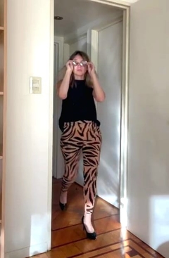 Babucha Cali Cebra en internet