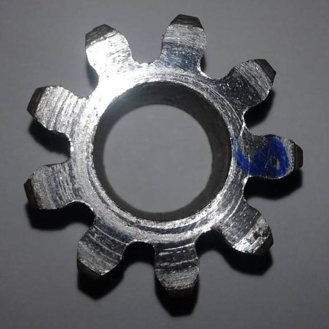 Engranaje Acero 9 Dientes para Hormigonera