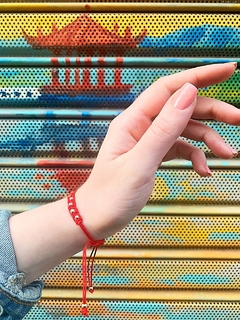 Pulsera ajustable colorada hilo BETH - comprar online