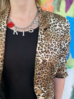 Collar cadena plateada dijes de strass KISS - comprar online